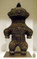 384px-Figurine Dogu Jomon Musée Guimet 70608 3.jpg
